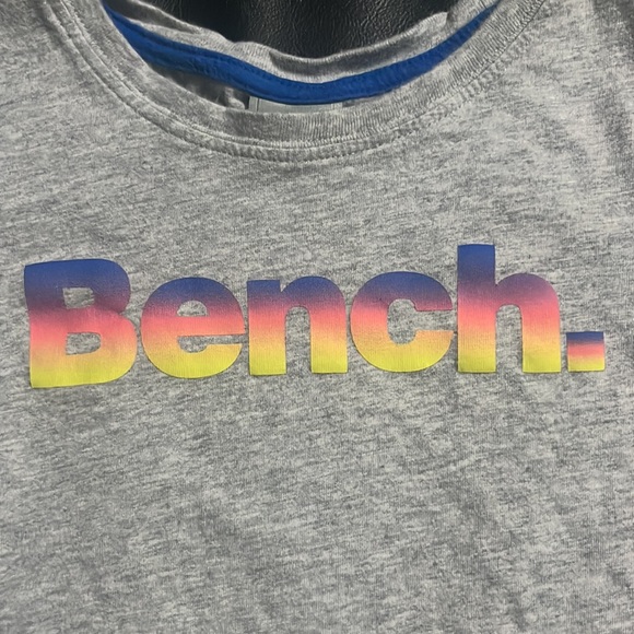 Girls Bench Top T Shirt - Picture 2 of 4